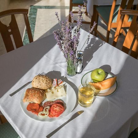 Hello Balcsi Apartmanhaz Тихань Экстерьер фото