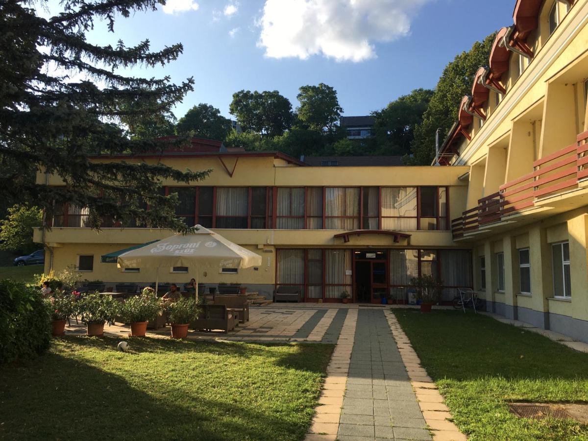 Hello Balcsi Apartmanhaz Тихань Экстерьер фото