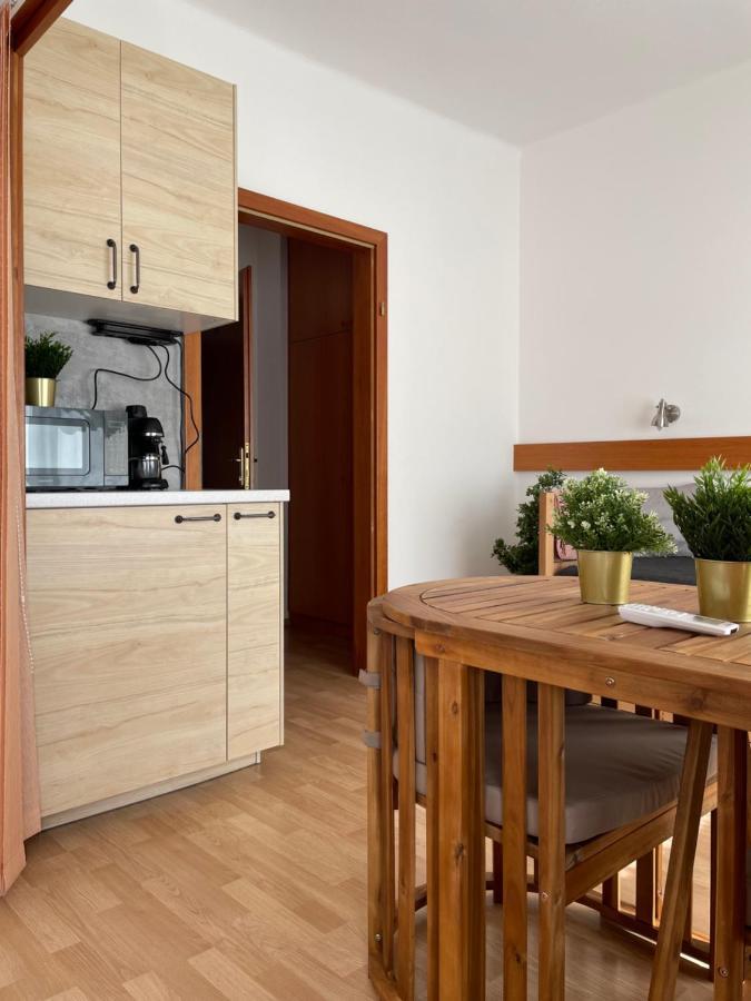 Hello Balcsi Apartmanhaz Тихань Экстерьер фото
