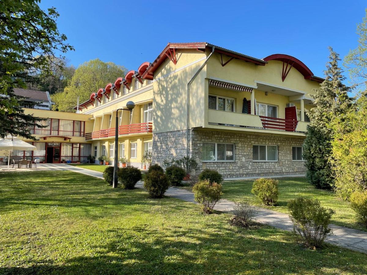 Hello Balcsi Apartmanhaz Тихань Экстерьер фото