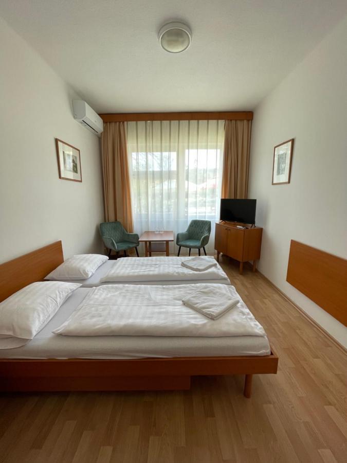 Hello Balcsi Apartmanhaz Тихань Экстерьер фото