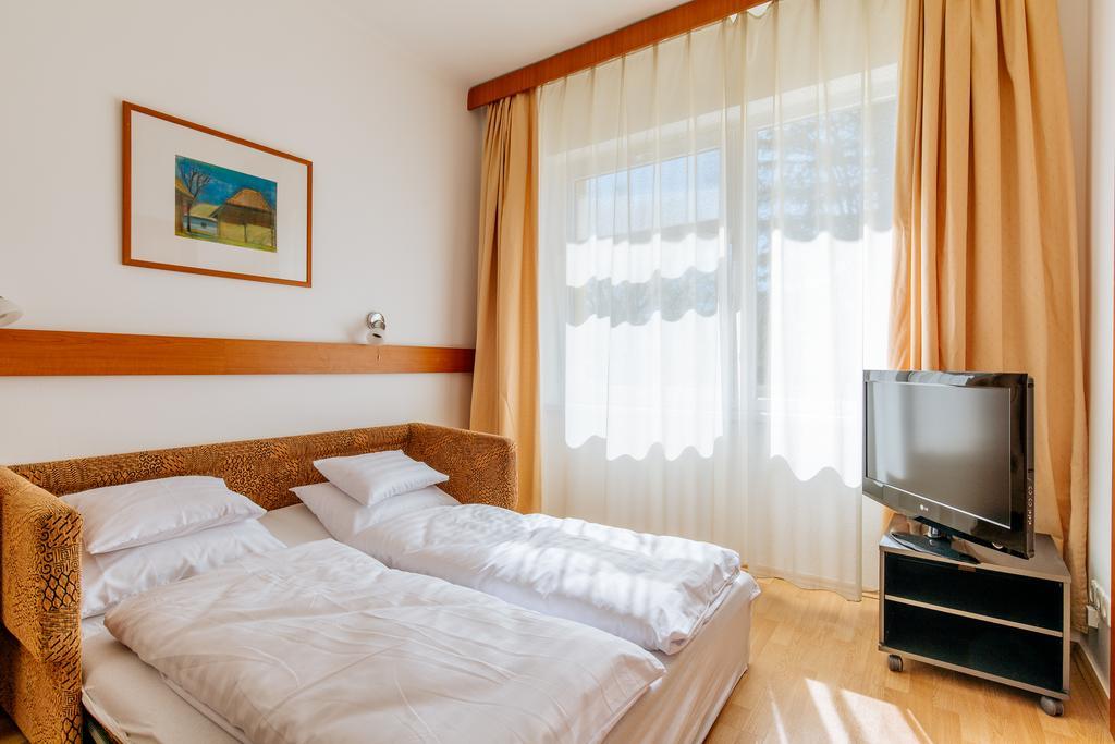 Hello Balcsi Apartmanhaz Тихань Экстерьер фото