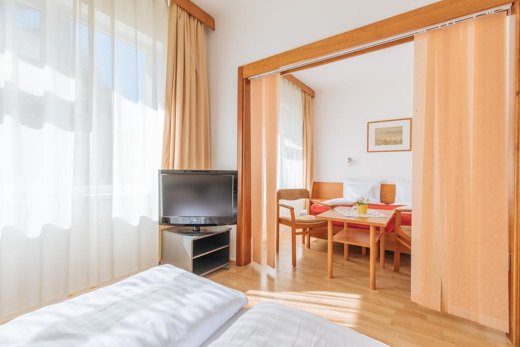 Hello Balcsi Apartmanhaz Тихань Экстерьер фото