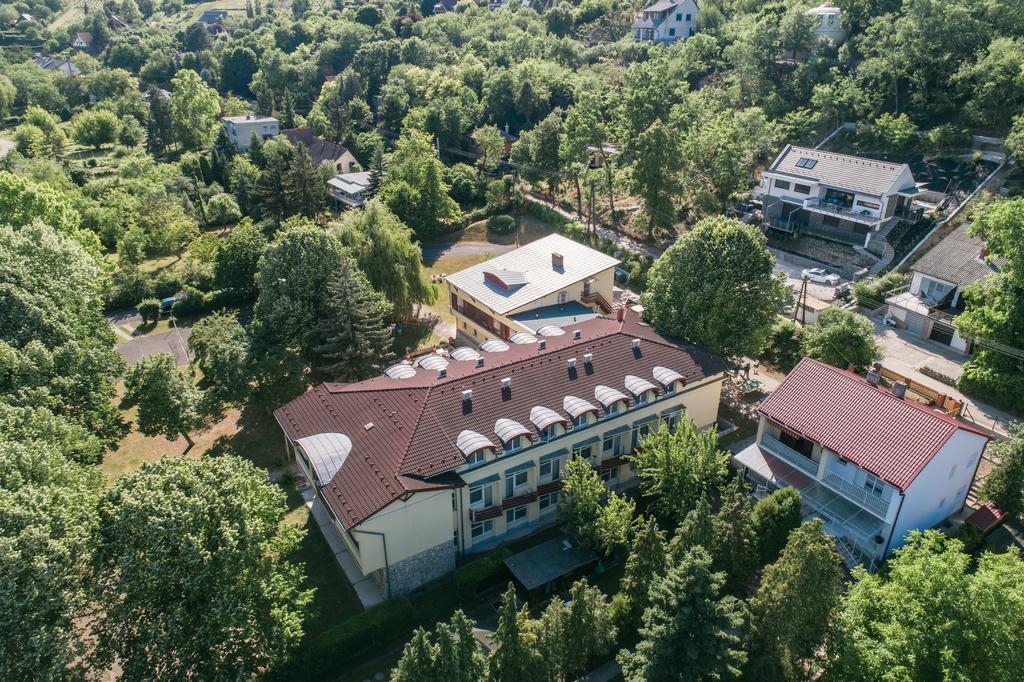Hello Balcsi Apartmanhaz Тихань Экстерьер фото