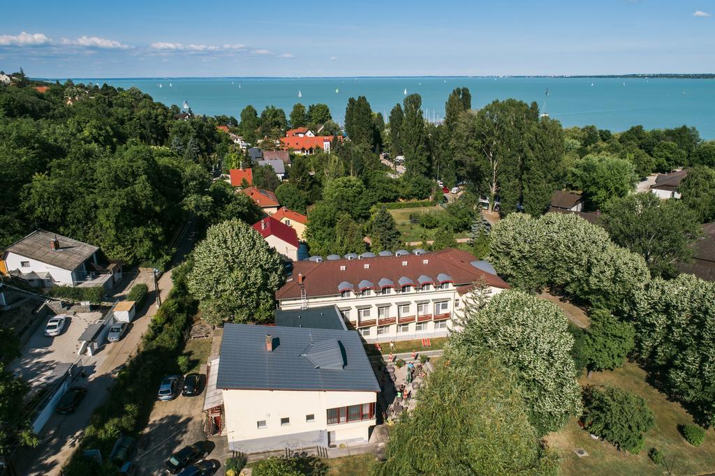 Hello Balcsi Apartmanhaz Тихань Экстерьер фото