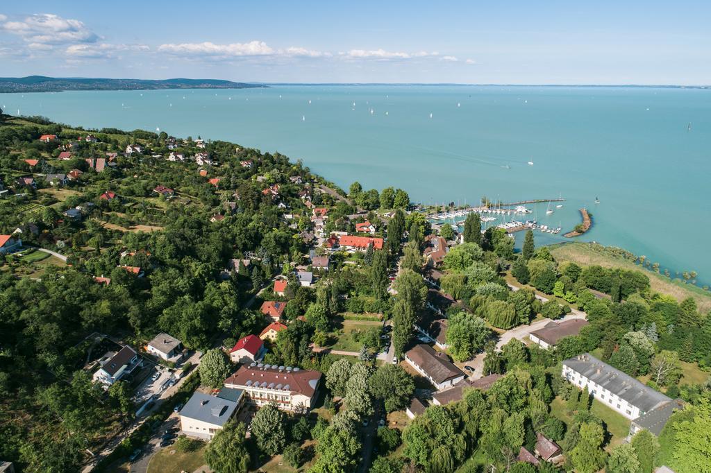 Hello Balcsi Apartmanhaz Тихань Экстерьер фото