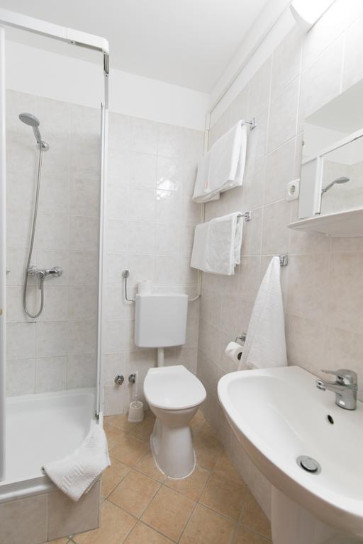 Hello Balcsi Apartmanhaz Тихань Экстерьер фото