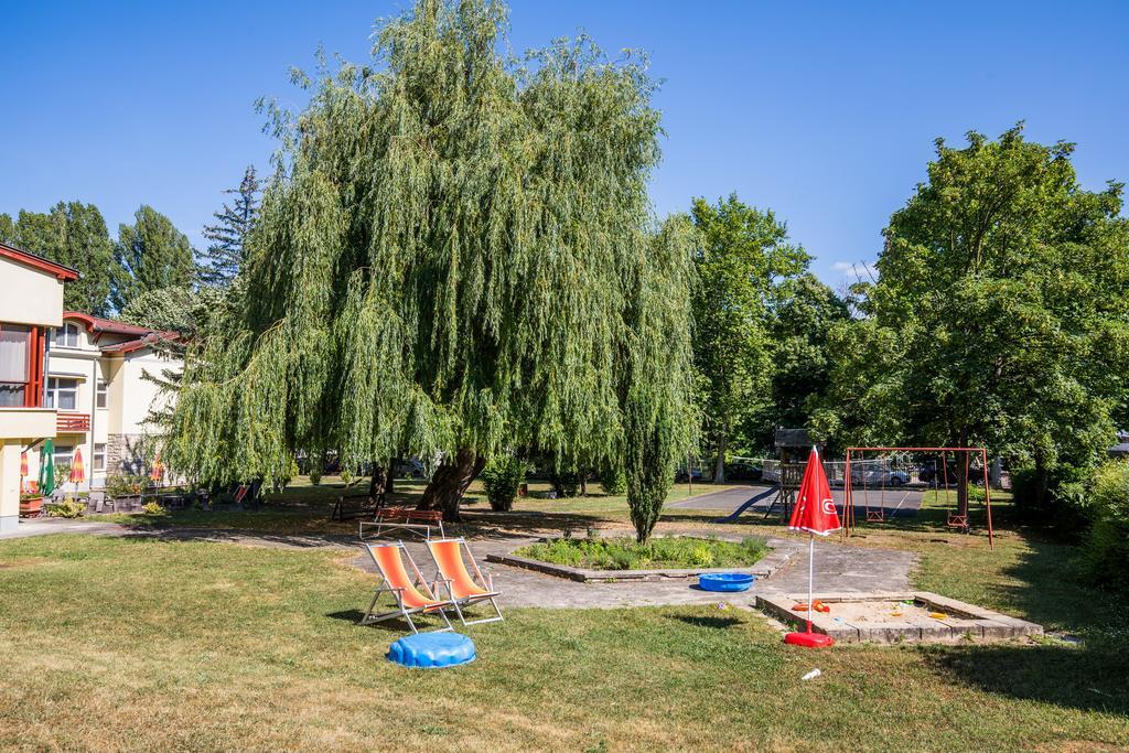 Hello Balcsi Apartmanhaz Тихань Экстерьер фото