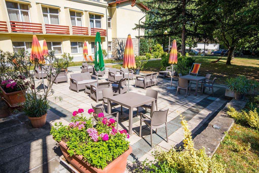 Hello Balcsi Apartmanhaz Тихань Экстерьер фото